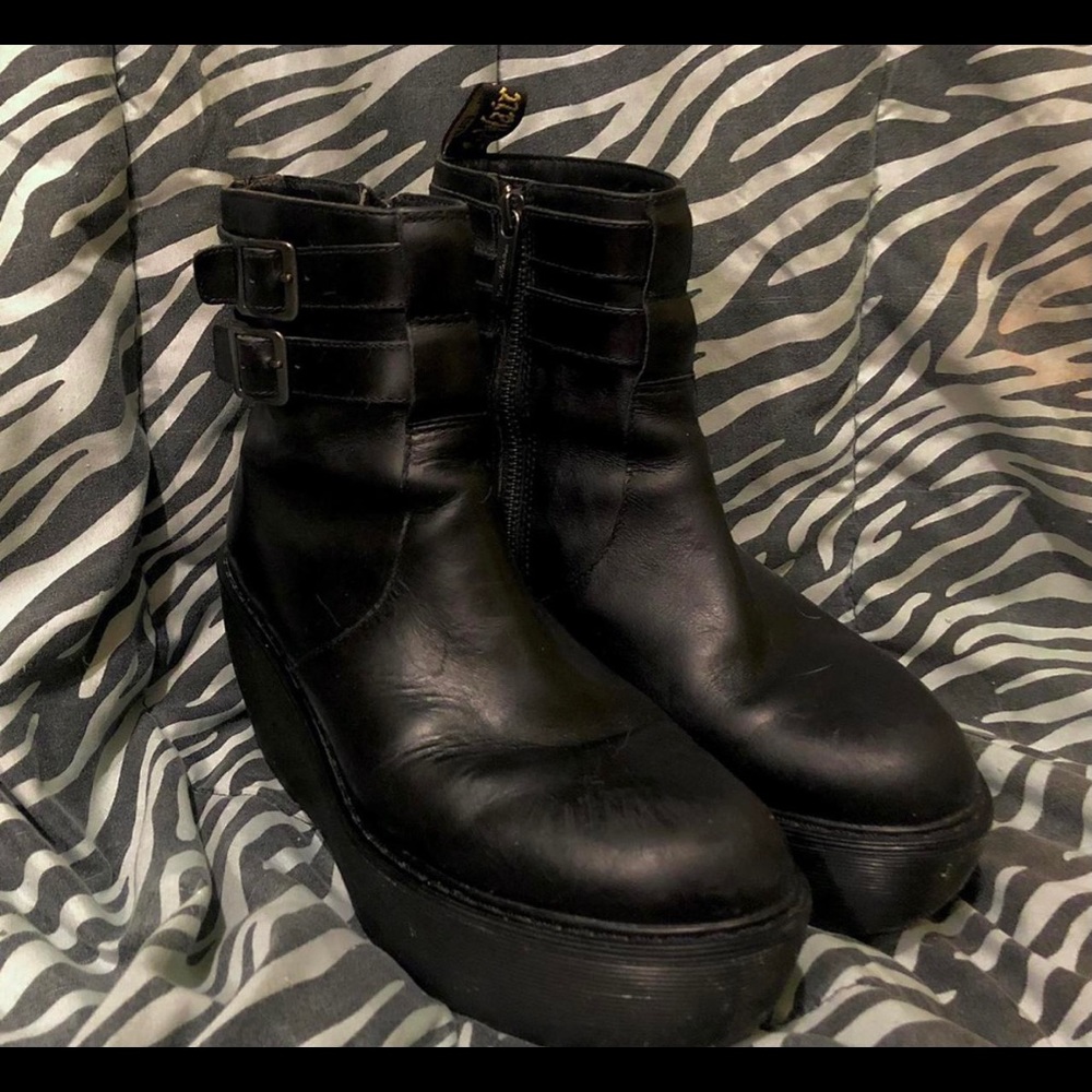Doc Martens Caitlin platform boots. Authentic and SUPER RARE. Women’s size 7
